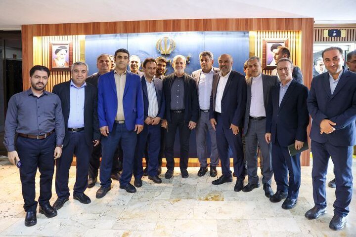 پزشکیان: اینکه به دلیل ناتوانی کاری را انجام ندهیم، در درگاه خداوند نیز قابل پذیرش نیست/ حذف یارانه سه دهک بالای درآمدی تسریع شود