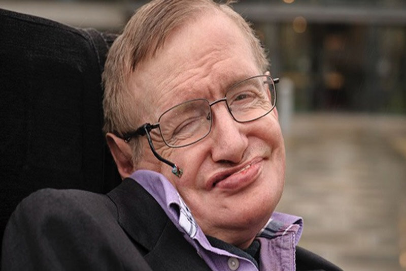 پیش‌بینی سال ۲۰۲۵ از زبان استیفن هاوکینگ!