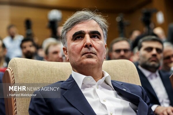 بازار ارز اشخاص، مسافرتی، خدماتی و آتی راه‌اندازی می‌شود