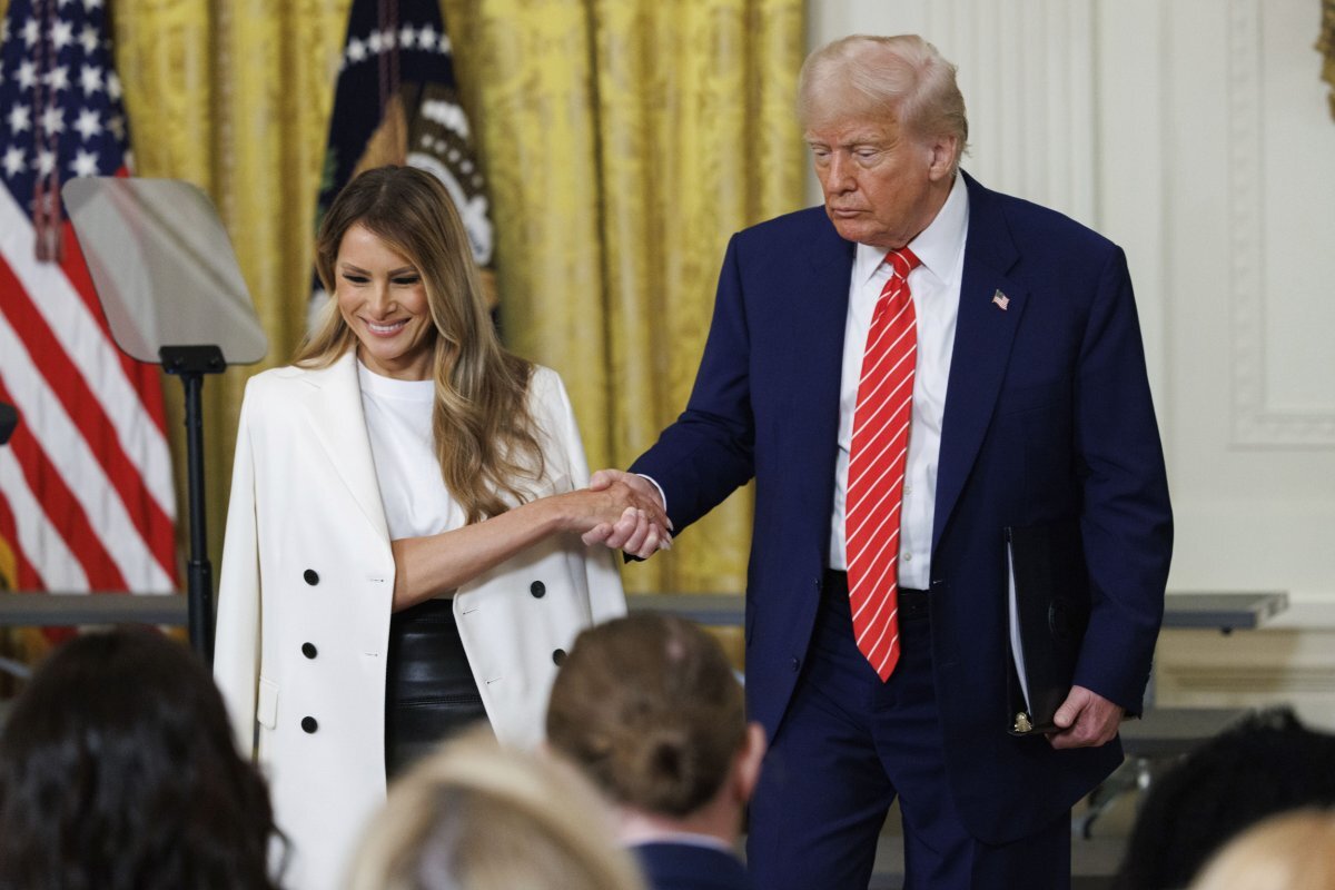 ترامپ و ملانیا علیه دیپ‌فیک‌ها؛ منتقدان نگران سانسورند!