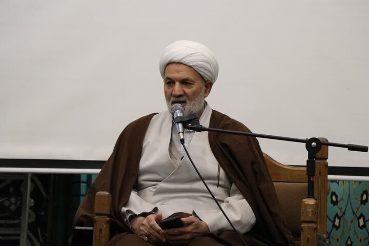 عضو شورای مرکزی جبهه پایداری: هنوز نامزدی به عنوان رقیب آقای قالیباف برای ریاست مجلس به صحنه نیامده است/ فراکسیون انقلاب فعال نیست