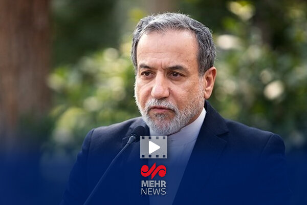 سرنوشت منطقه نباید وابسته به بیگانگان باشد