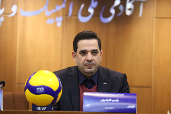 تقوی: واسطه‌ها بیشتر از فدراسیون پول می‌گیرند/ در ایران ایجنت نداریم