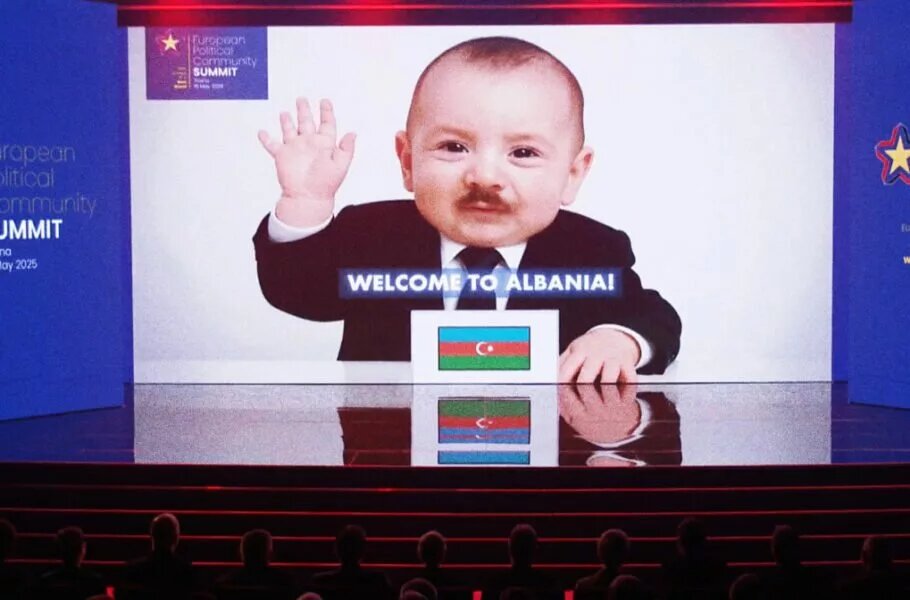 اردوغان با هوش مصنوعی به نوزاد تبدیل شد/ پخش یک ویدئوی عجیب در آلبانی/ عکس